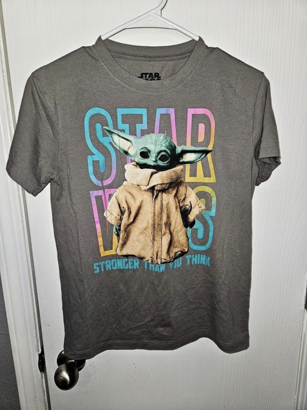 Star Wars Grogu Stronger Than You Think T-Shirt Graphic Tee in Gray Size Medium